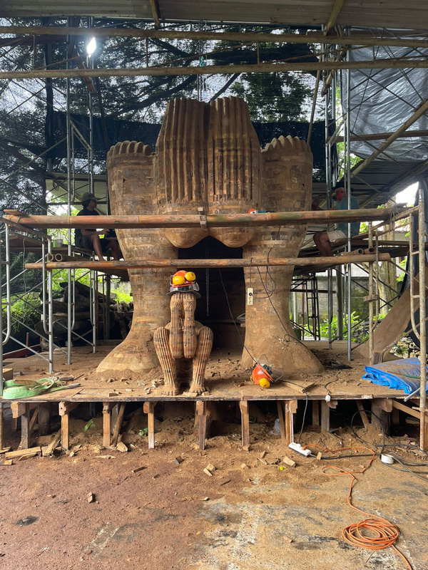 Build process — detail work